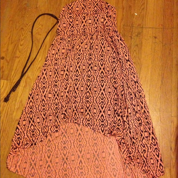 Dress - Picture 1 of 2