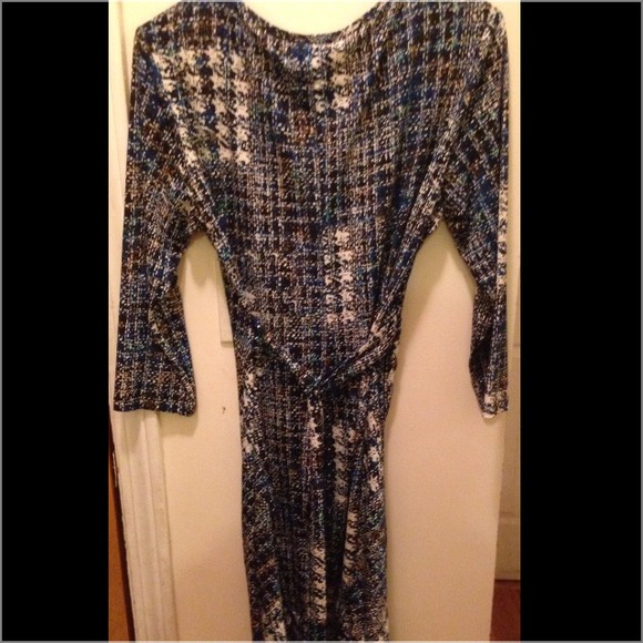 Maternity dress - Picture 1 of 3