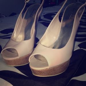 Nude/rose peep toe heels