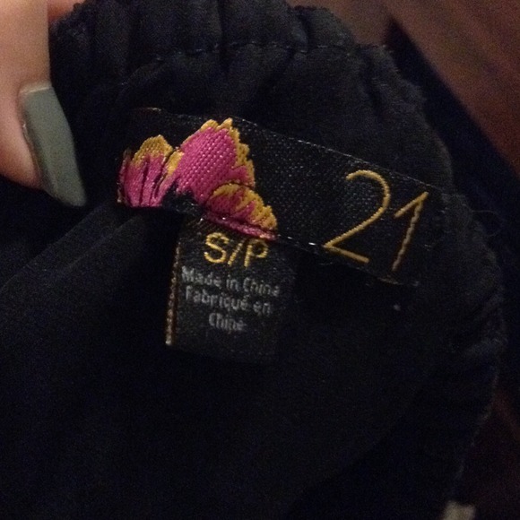 BLACK DRESS - Picture 3 of 3