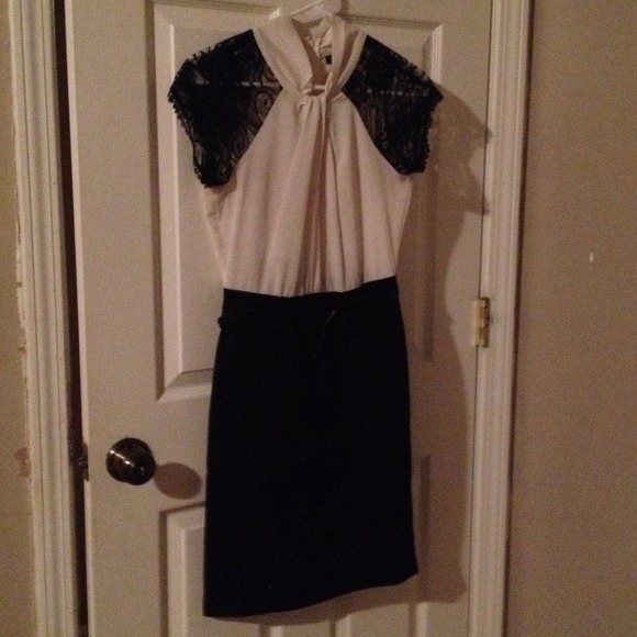 Nice going out dress! 👠👗👝