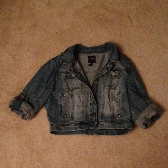 Cropped Denim Jacket
