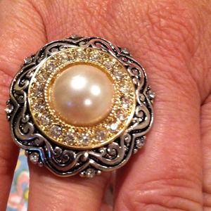 Pearl ring brand new