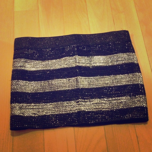 REDUCED Black/silver striped skirt!!