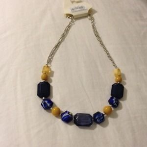 Necklace new-with blue, yellow, black stone-classy