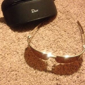 Dior sunglass