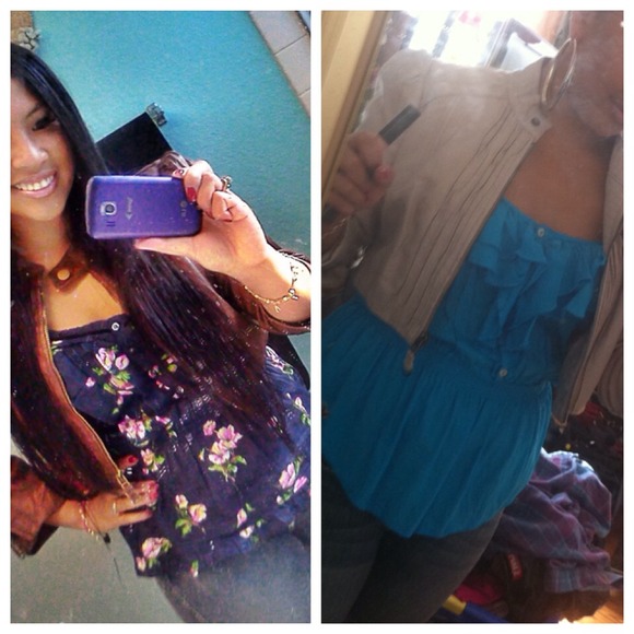 Bundle 2 hollister tops - Picture 4 of 4