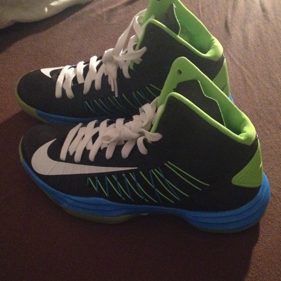 NEW NIKE LUNAR HYPERDUNK X 2012 - Picture 2 of 3