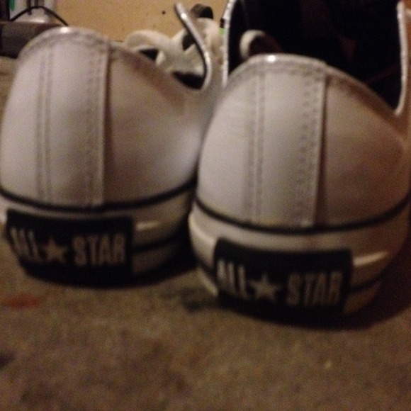 Converse - Picture 3 of 4