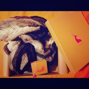 Gorgeous scarf!! ❄️