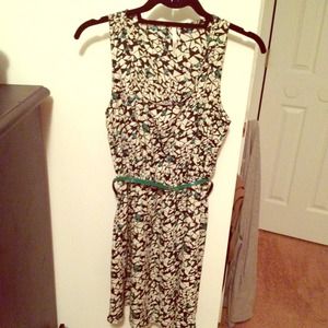 Black, white and green geometric patterned dress
