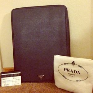 Prada Saffiano portfolio