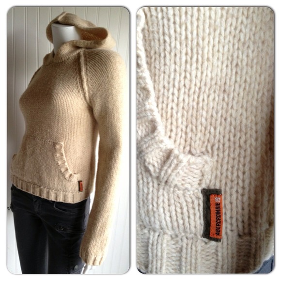Abercrombie & Fitch Merino Wool Hooded Pullover - Picture 2 of 3