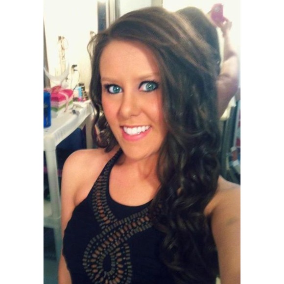 Meet the Posher - Picture 2 of 4