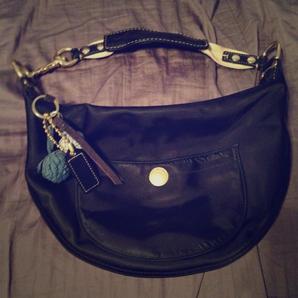 AUTHENTIC Coach handbag!!