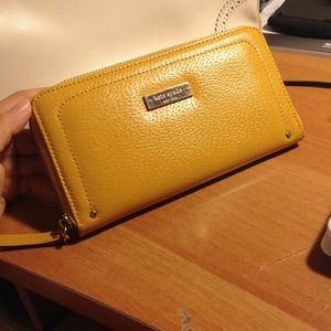 Kate Spade Continental Wallet