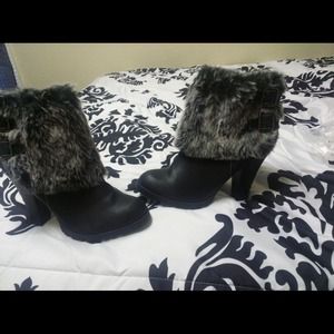 High heal boots