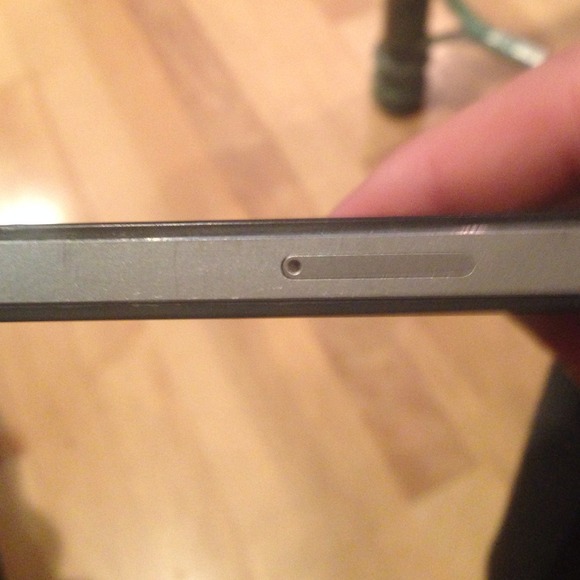 iPhone 4S for AT&T - Picture 3 of 4