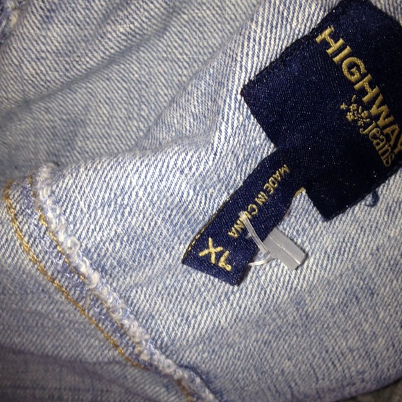 Jean jacket - Picture 3 of 3