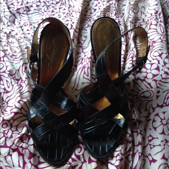 Vine Camuto heels