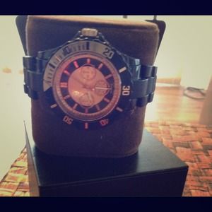 ✨✨Black And Gold Watch✨✨