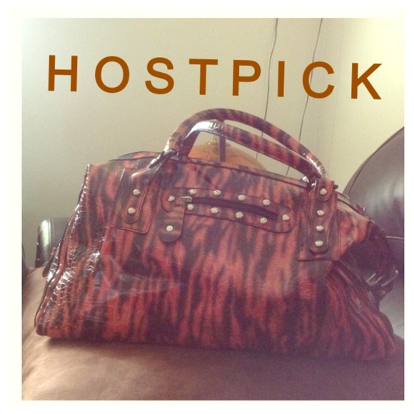 Handbags - 🎉HP! Top Trends!