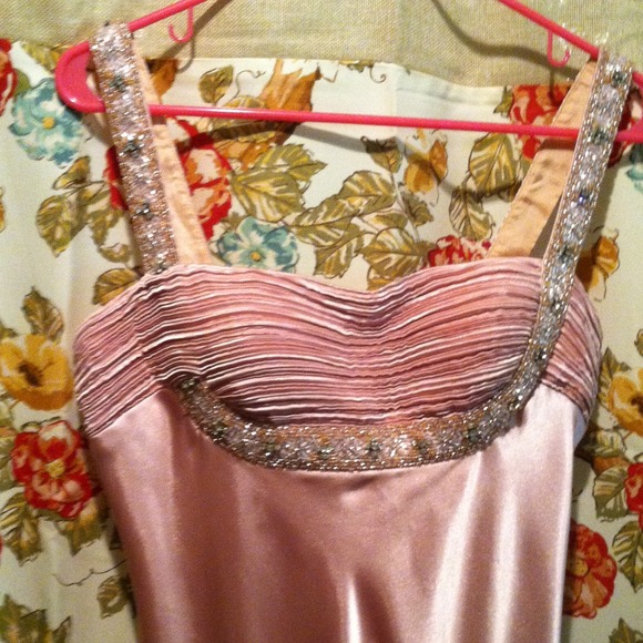 Homecoming dress never worn!! :)