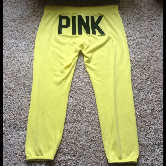 ❌SOLD❗️PINK cropped sweats! :)