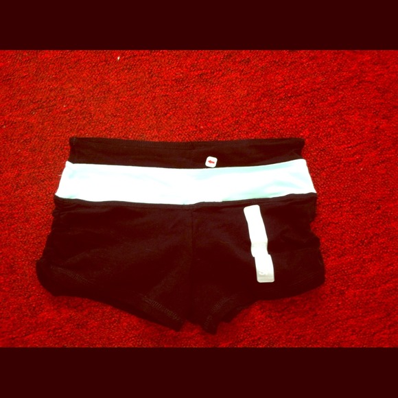 Yoga shorts