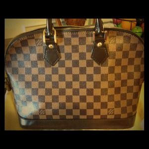 100% authentic LV alma handbag!