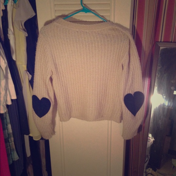 LF HEART PATCHED SWEATER