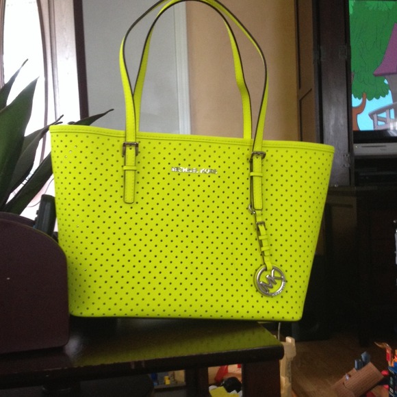 Mickael kors bag