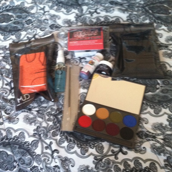 special effects makeup (: