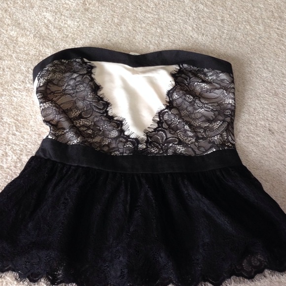 NWT strapless top.