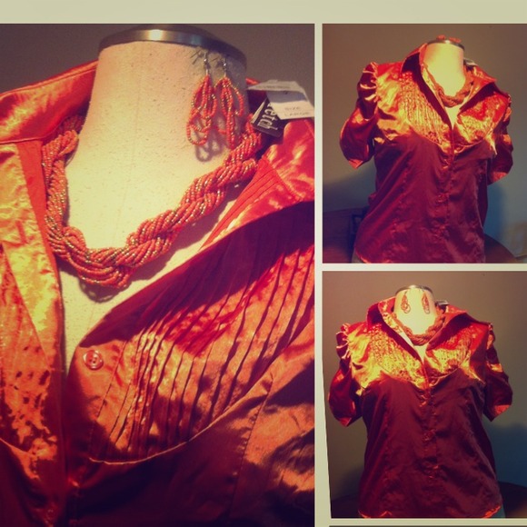 beautiful silky shirt & beaded necklace/earrings