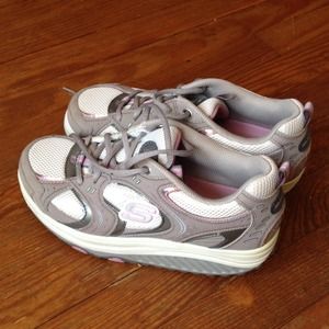 Almost new Purple n gray Skechers shape-ups