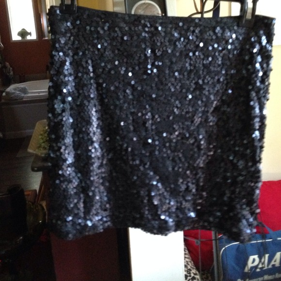 Sequined mini skirt