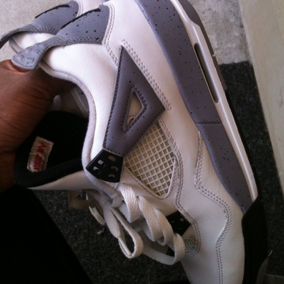 JORDAN retro 4's "CEMENTS" ❗SOLD!