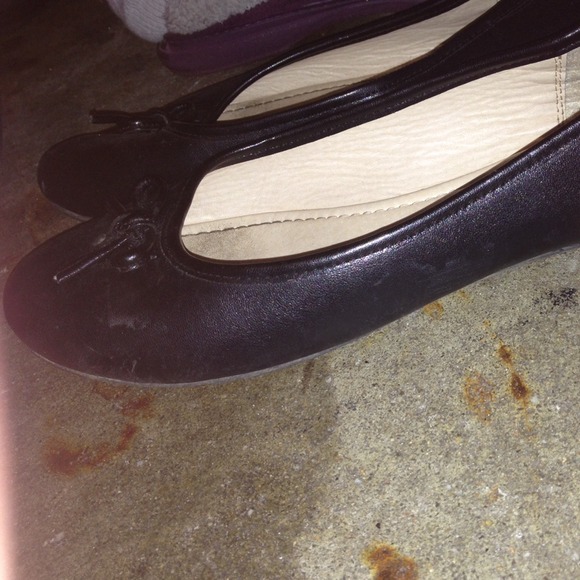 Flats - Picture 2 of 2