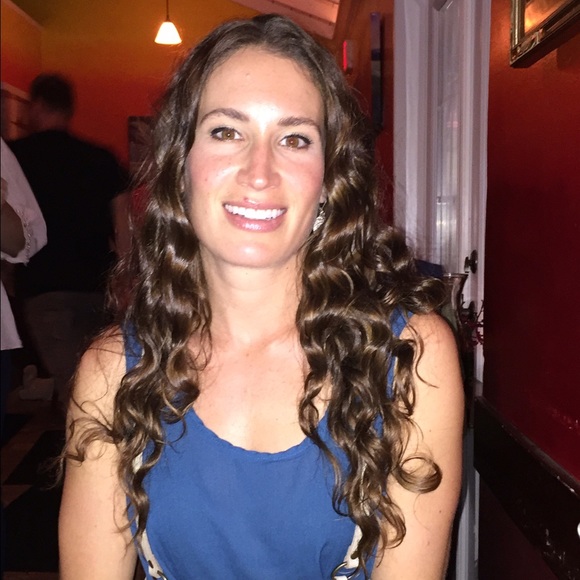 Meet the seller👗👠👙👛💍