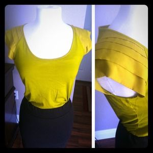 New York and co. Knit top with tiered cap sleeves.