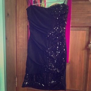Black strapless dress