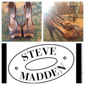 🎉sold🎉 leather Steve Madden Heels