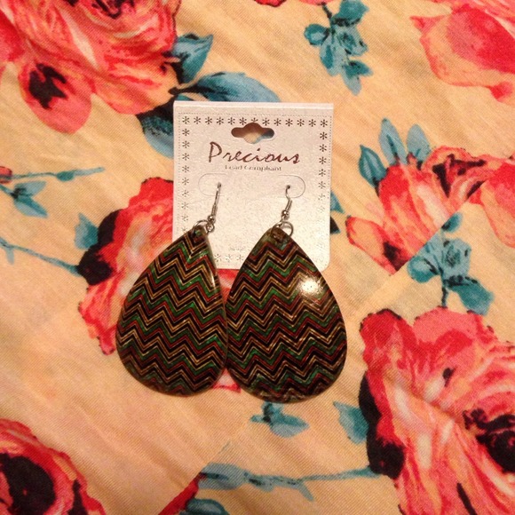 Brand New Fashion earrings