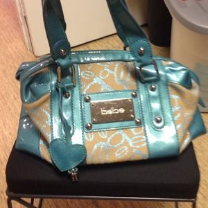 Bebe pocketbook