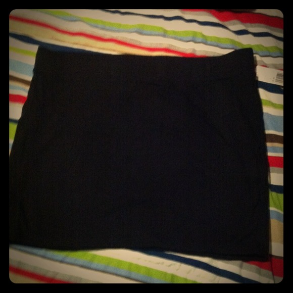 Black skirt