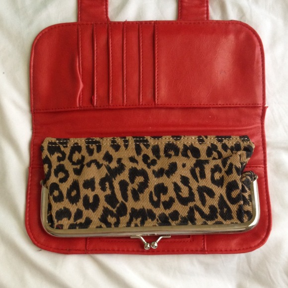 wallets - Picture 3 of 4