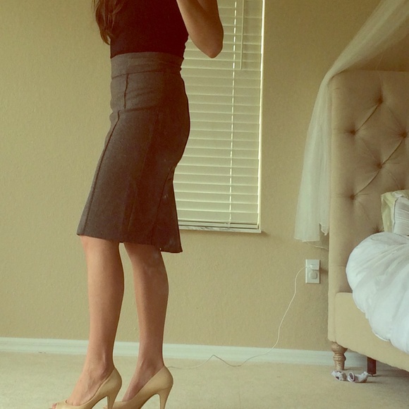 Sexy, form fitting Bebe skirt