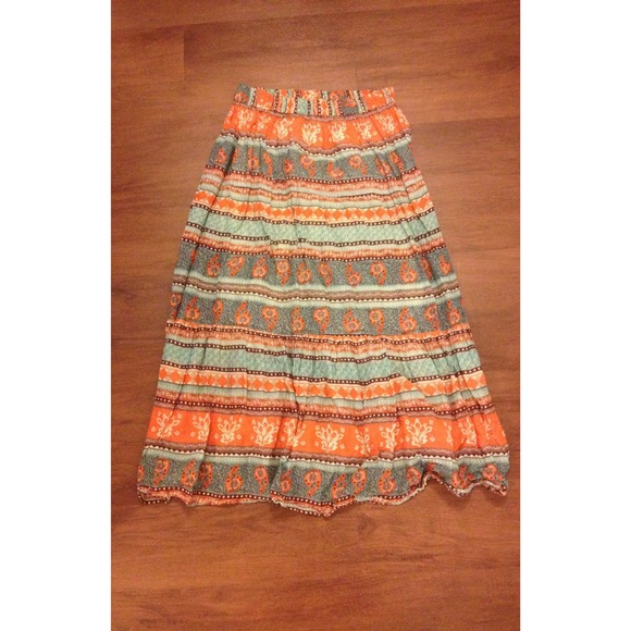 Hippie Paisley Pattern Maxi Skirt