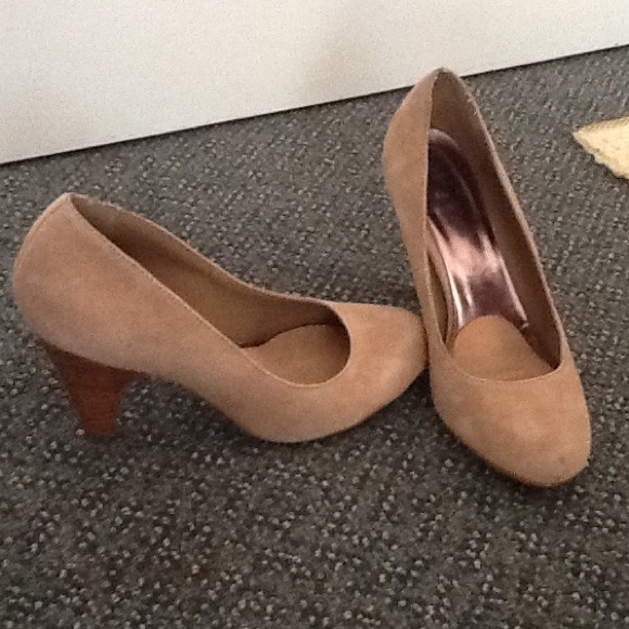 Shoes bundle !  Black and nude beautiful shoes - Picture 3 of 3